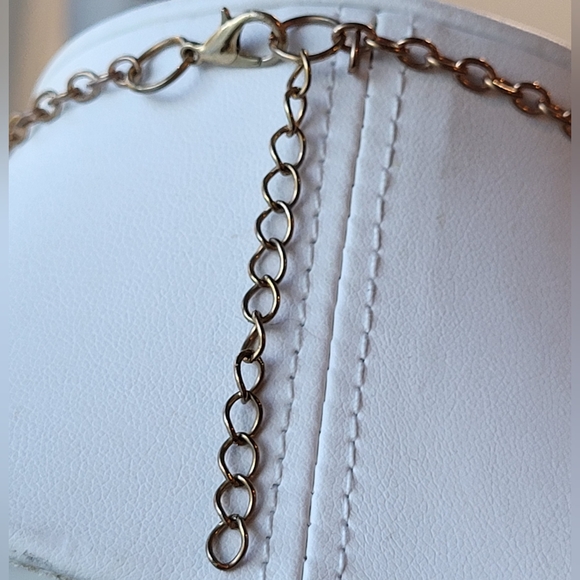 Statement Necklace - Picture 5 of 6